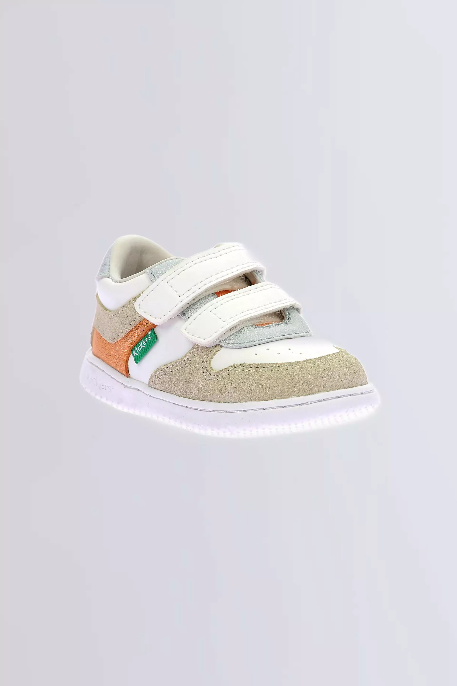 Kickmotion - Baskets blanc, or, bleu et corail pour fille de la marque Kickers  - Kids & Co © Officiel