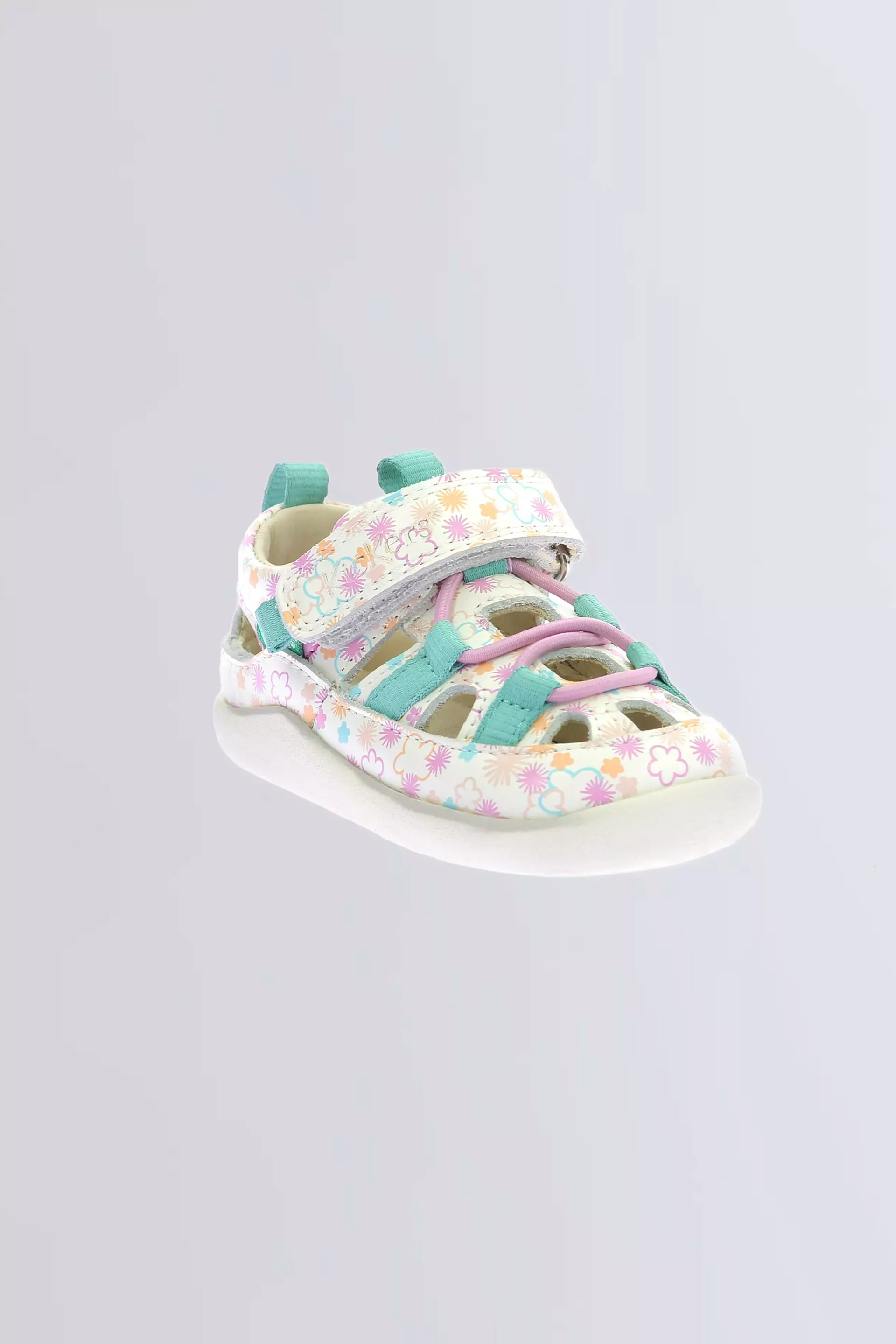 Kick Frony - Sandales blanches pour fille de la marque Kickers - Kids & Co © Officiel Kick Frony - Sandales blanches pour fille de la marque Kickers - Kids & Co © Officiel