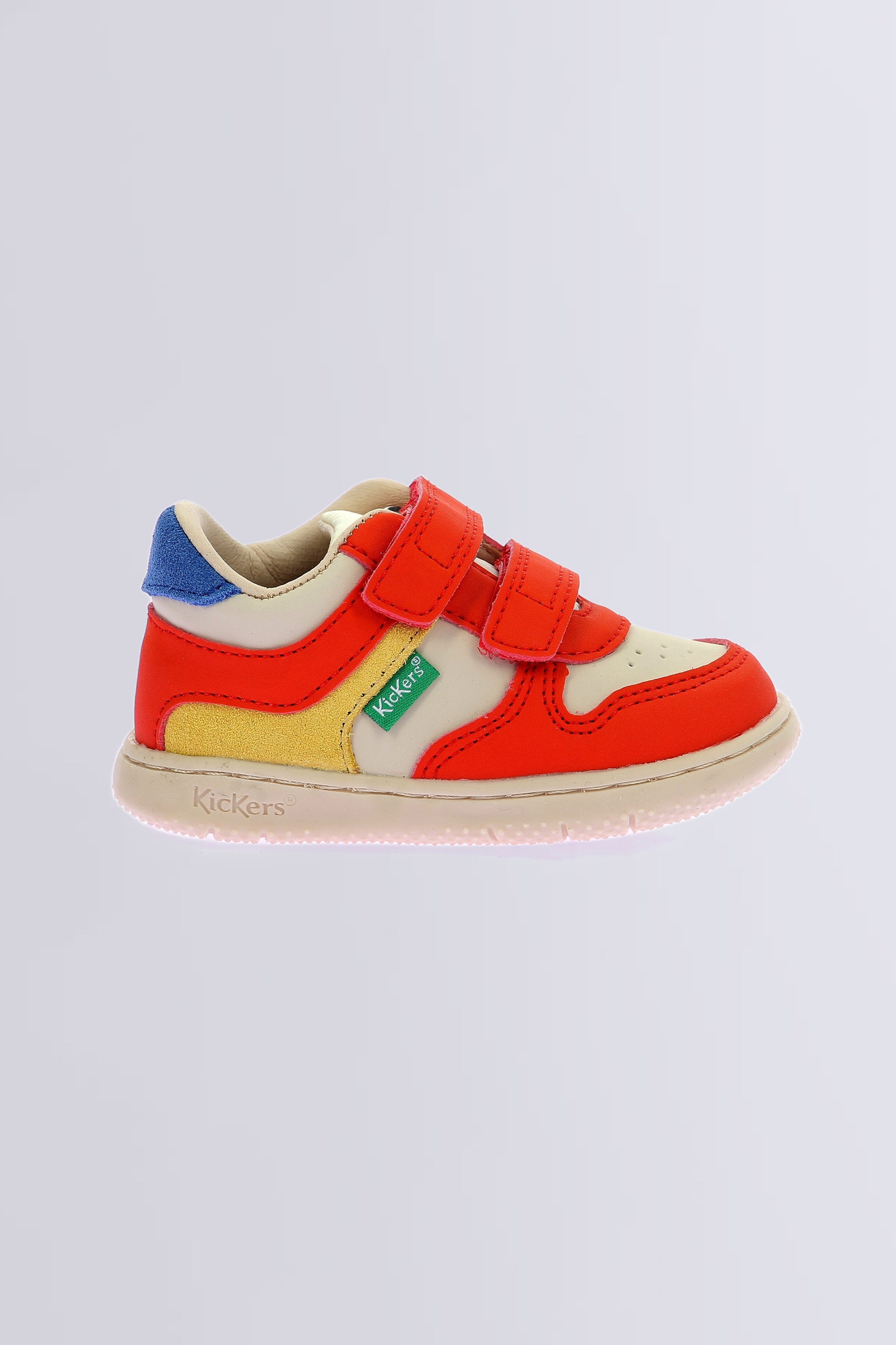 Kickmotion - Baskets beige, rouge et jaune pour garçon de la marque Kickers  - Kids & Co © Officiel