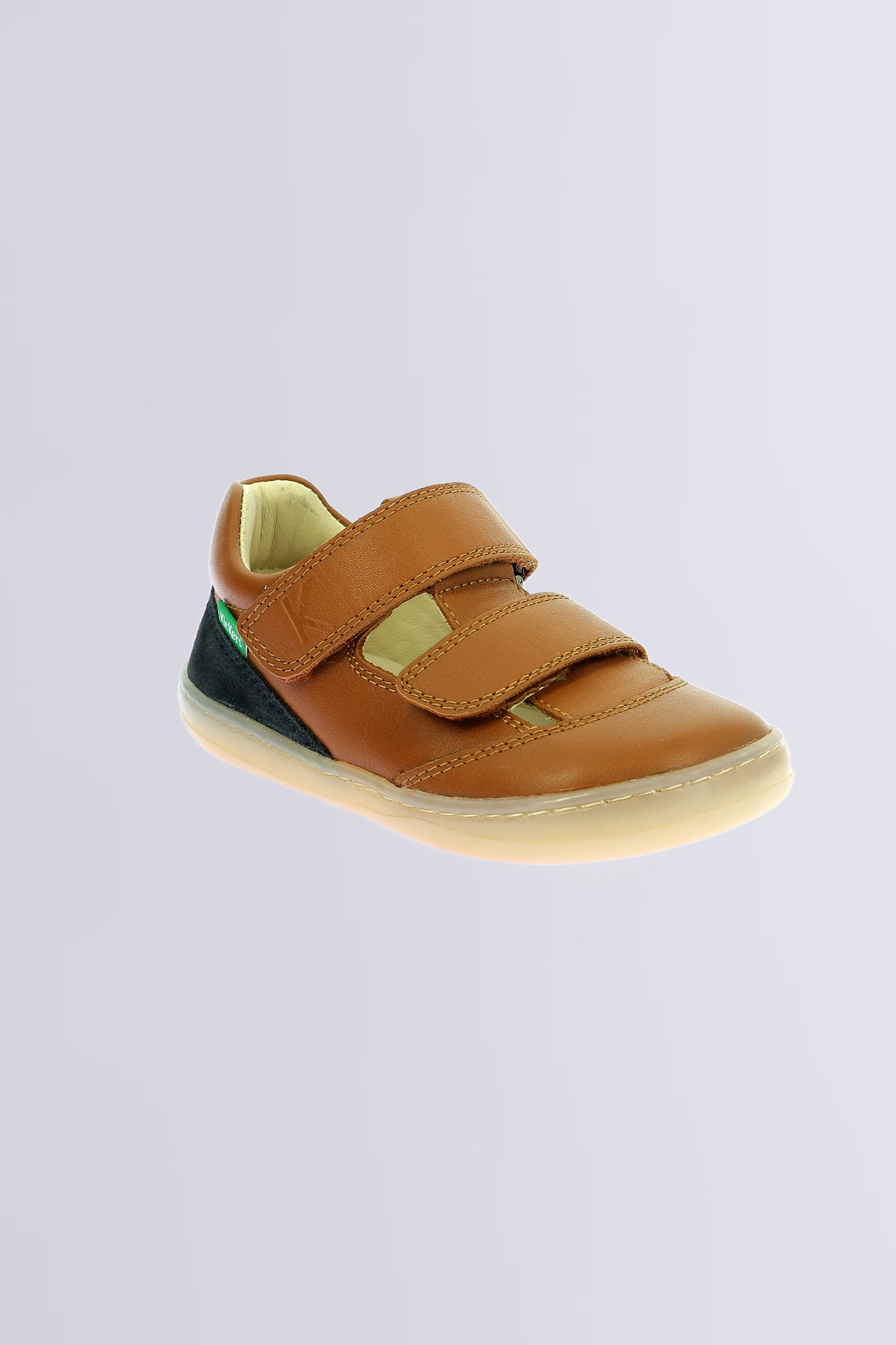 Kickbloom - Baskets camel et marine pour garçon de la marque Kickers  - Kids & Co © Officiel