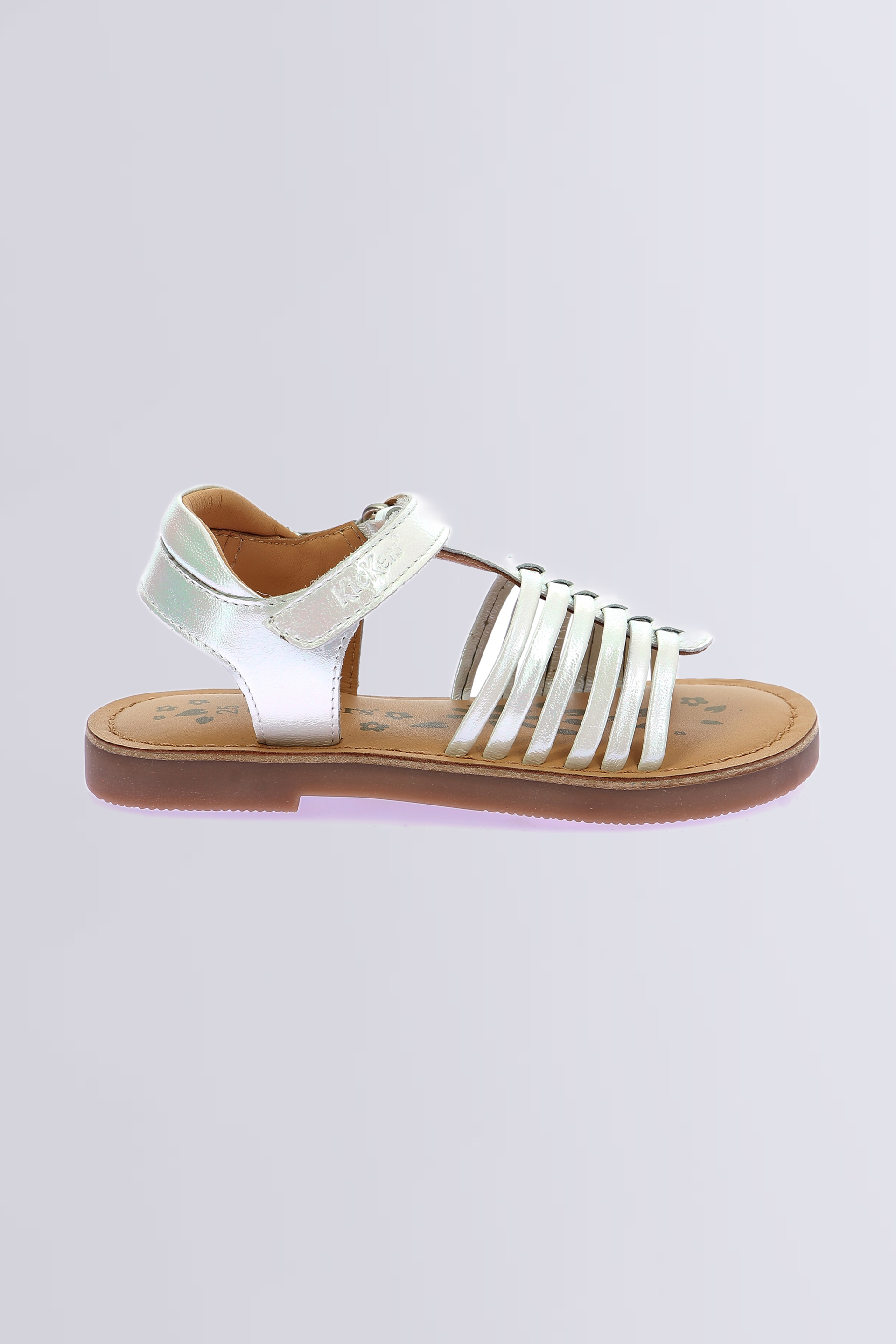 Kick Prella - Sandales blanc irisé pour fille de la marque Kickers  - Kids & Co © Officiel