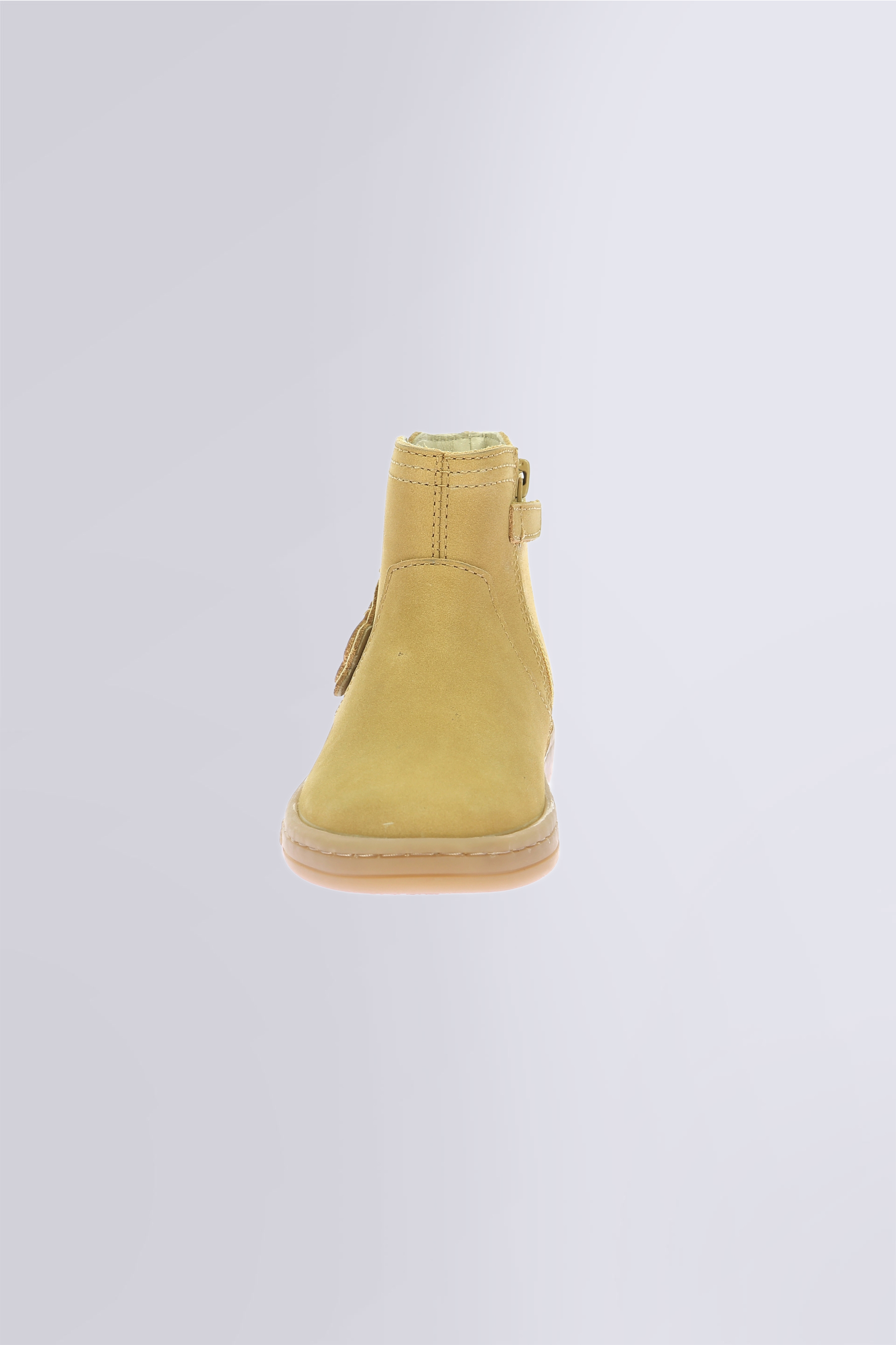 Kick tackeen Camel Kick tackeen Camel