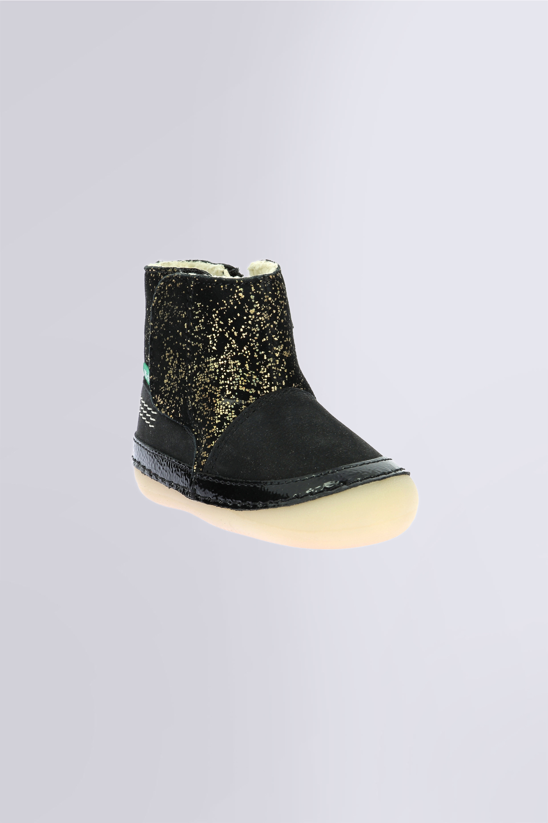 Sokifaune - Bottines noir et or pour fille de la marque Kickers - Kids & Co © Officiel Sokifaune - Bottines noir et or pour fille de la marque Kickers - Kids & Co © Officiel