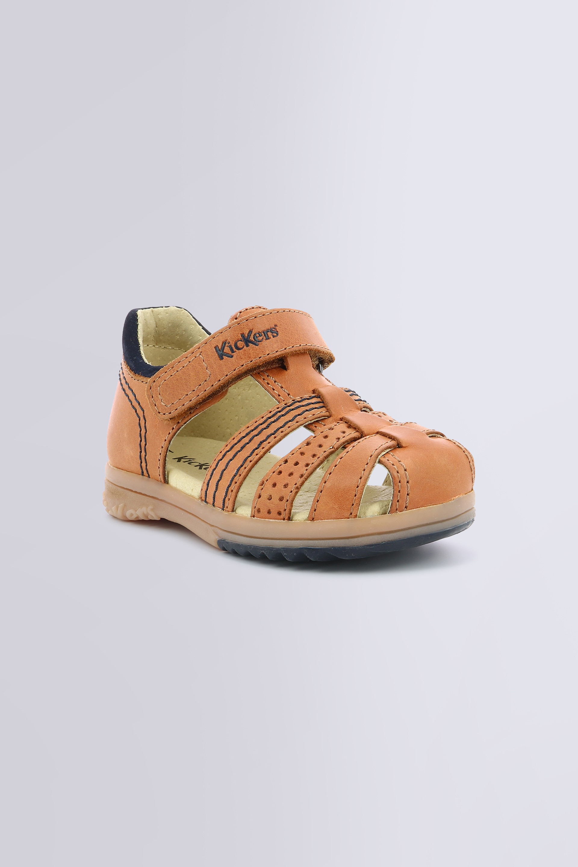 Platiback camel - Sandales pour garçon de la marque Kickers - Kids & Co © Officiel Platiback camel - Sandales pour garçon de la marque Kickers - Kids & Co © Officiel