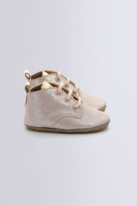 Layas rose clair métallisé - chaussons pour garçon - Kids & Co ©