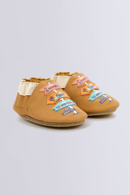 Seek Advent - Chaussons camel clair pour garçon de la marque Robeez  - Kids & Co © Officiel Seek Advent - Chaussons camel clair pour garçon de la marque Robeez  - Kids & Co © Officiel
