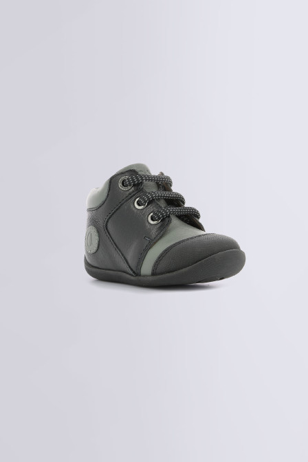 Bottillons pour garçon Didié gris et noir - chaussures pour bébé de la marque Aster - Kids and Co Bottillons pour garçon Didié gris et noir - chaussures pour bébé de la marque Aster - Kids and Co