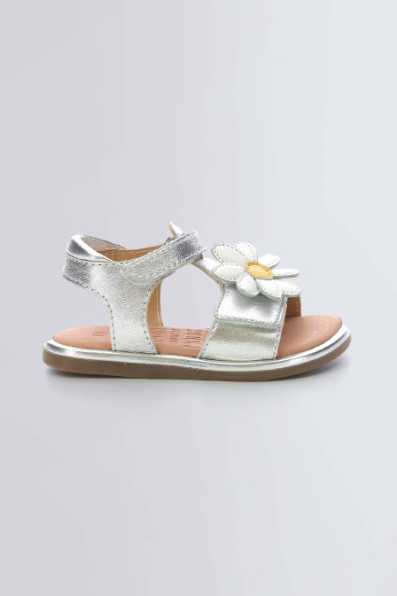 Paritt - Sandales argent pour fille de la marque Mod 8  - Kids & Co © Officiel