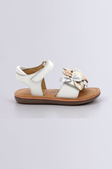 Cloknot - Sandales blanches pour fille de la marque Mod 8  - Kids & Co © Officiel