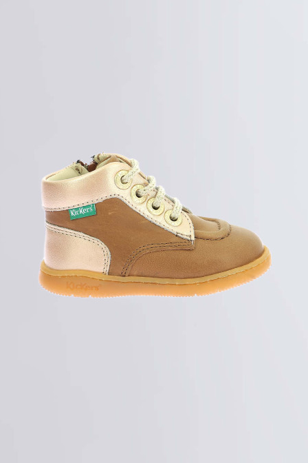 Kickiconic - Bottillons camel et or pour fille et garçon de la marque Kickers  - Kids & Co © Officiel