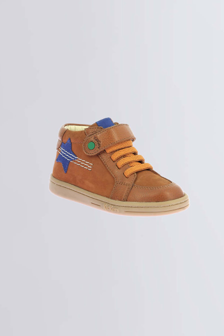 Tackstari - Bottillons camel pour garçon de la marque Kickers  - Kids & Co © Officiel Tackstari - Bottillons camel pour garçon de la marque Kickers  - Kids & Co © Officiel