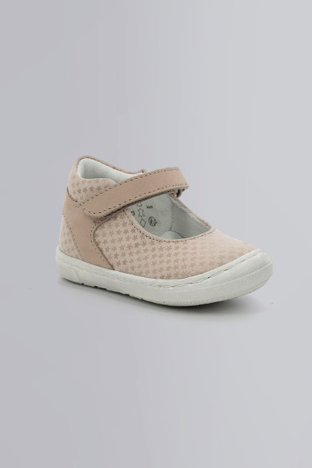 Babies pour fille It beige imprimé - chaussures pour bébé de la marque Mod 8 - Kids and Co Babies pour fille It beige imprimé - chaussures pour bébé de la marque Mod 8 - Kids and Co