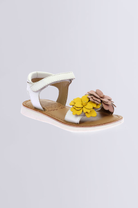 Mo Helen - Sandales blanc, rose et jaune pour fille de la marque Mod 8  - Kids & Co © Officiel Mo Helen - Sandales blanc, rose et jaune pour fille de la marque Mod 8  - Kids & Co © Officiel