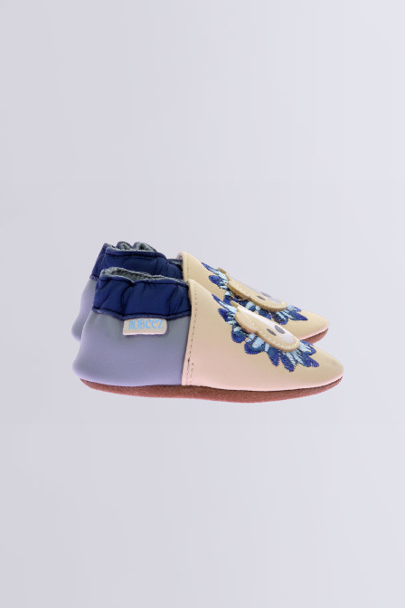 Lionel - Chaussons souples beige et bleu pour garçon de la marque Robeez  - Kids & Co © Officiel